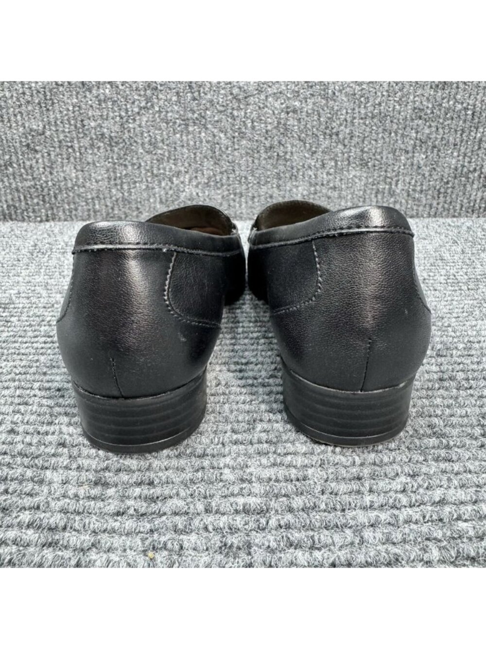 Clarks Juliet Shine Shoes Women’s 7.5 Black Leather Slip On Loafers Dress Career - Picture 6 of 10